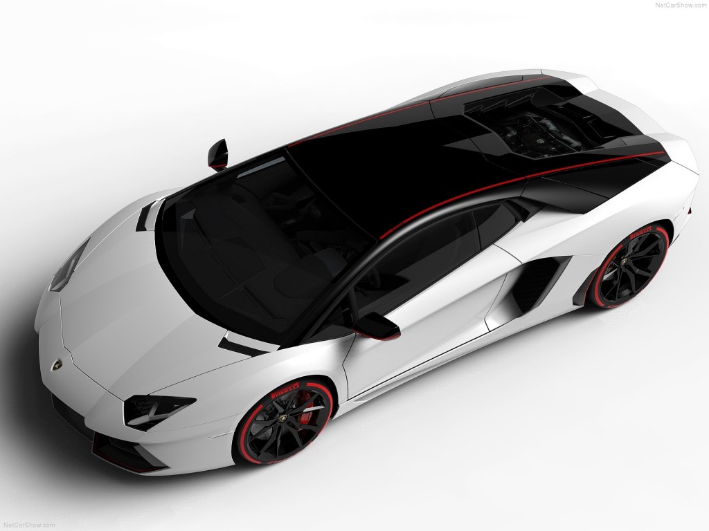 Lamborghini-Aventador_LP700-4_Pirelli_Edition-2015-wallpaper