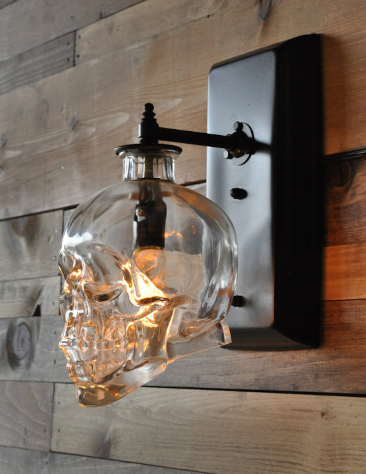 Side-View-Skull-Sconce