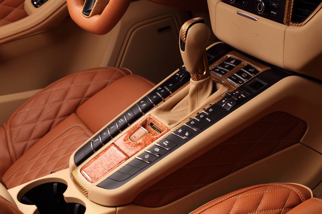 macan-ursa-by-topcar-has-gold-colored-carbon-fiber-and-wood-interior-photo-gallery_18
