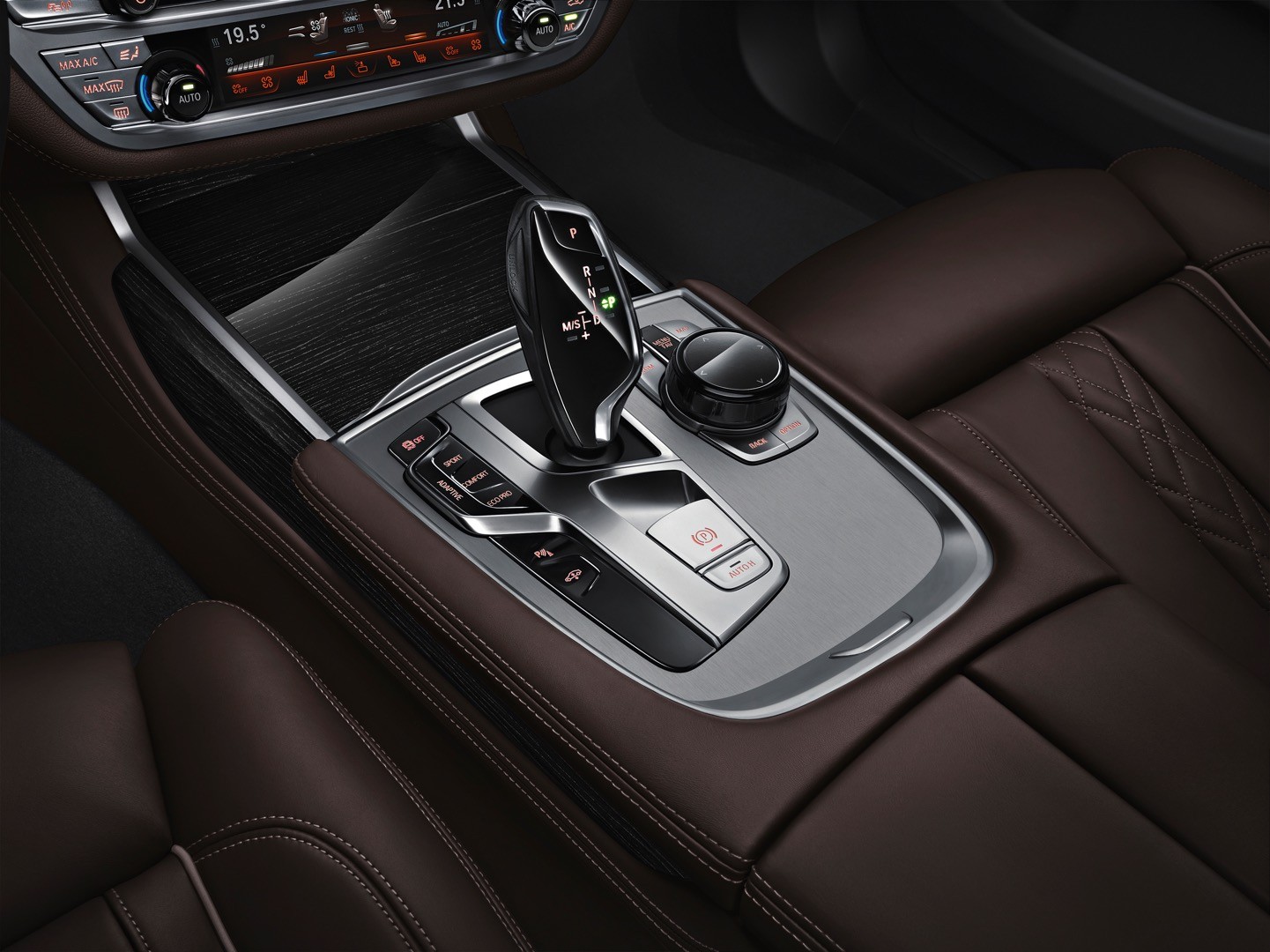 2016-bmw-7-series-finally-officially-unveiled-the-good-stuffs-inside-photo-gallery_118