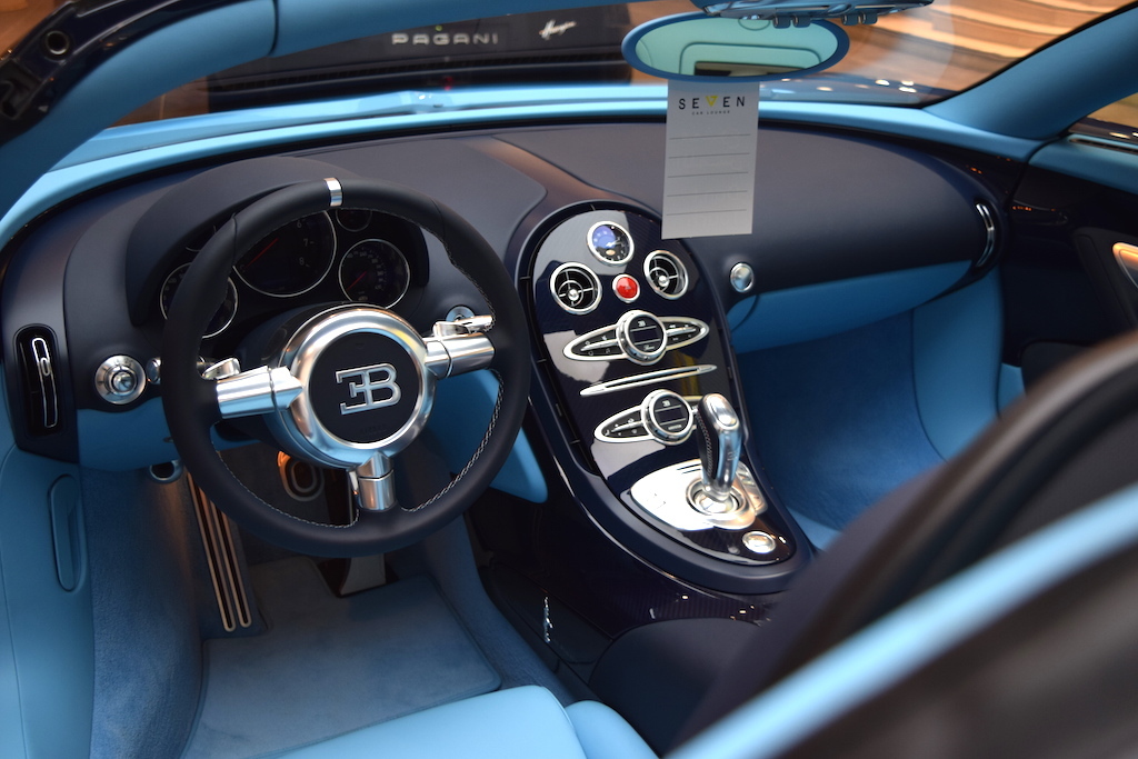 bugatti-veyron-vitesse-jean-pierre-wimille-for-sale4