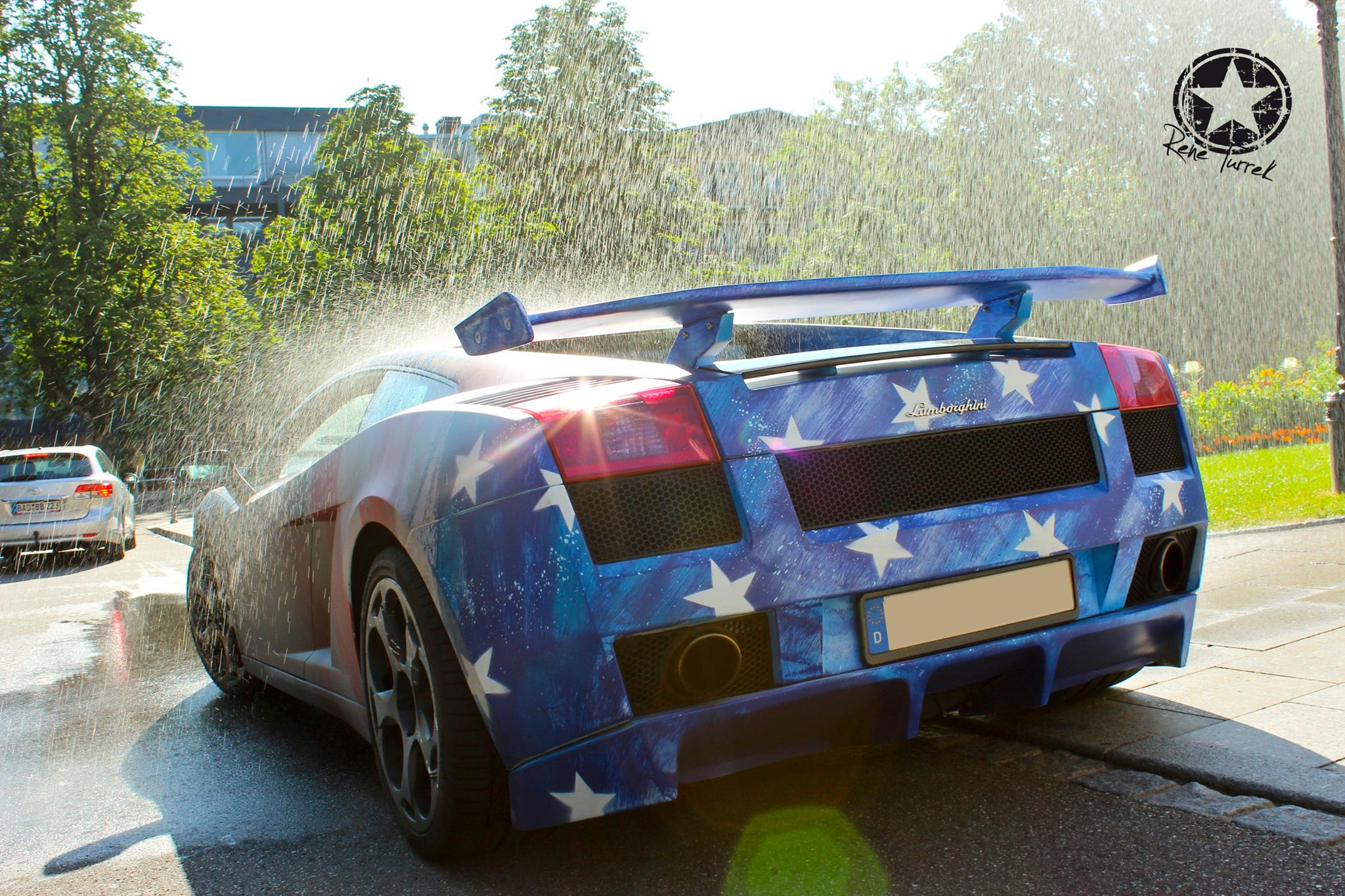the-first-avenger-lamborghini-changes-colors-when-wet-photo-gallery_11