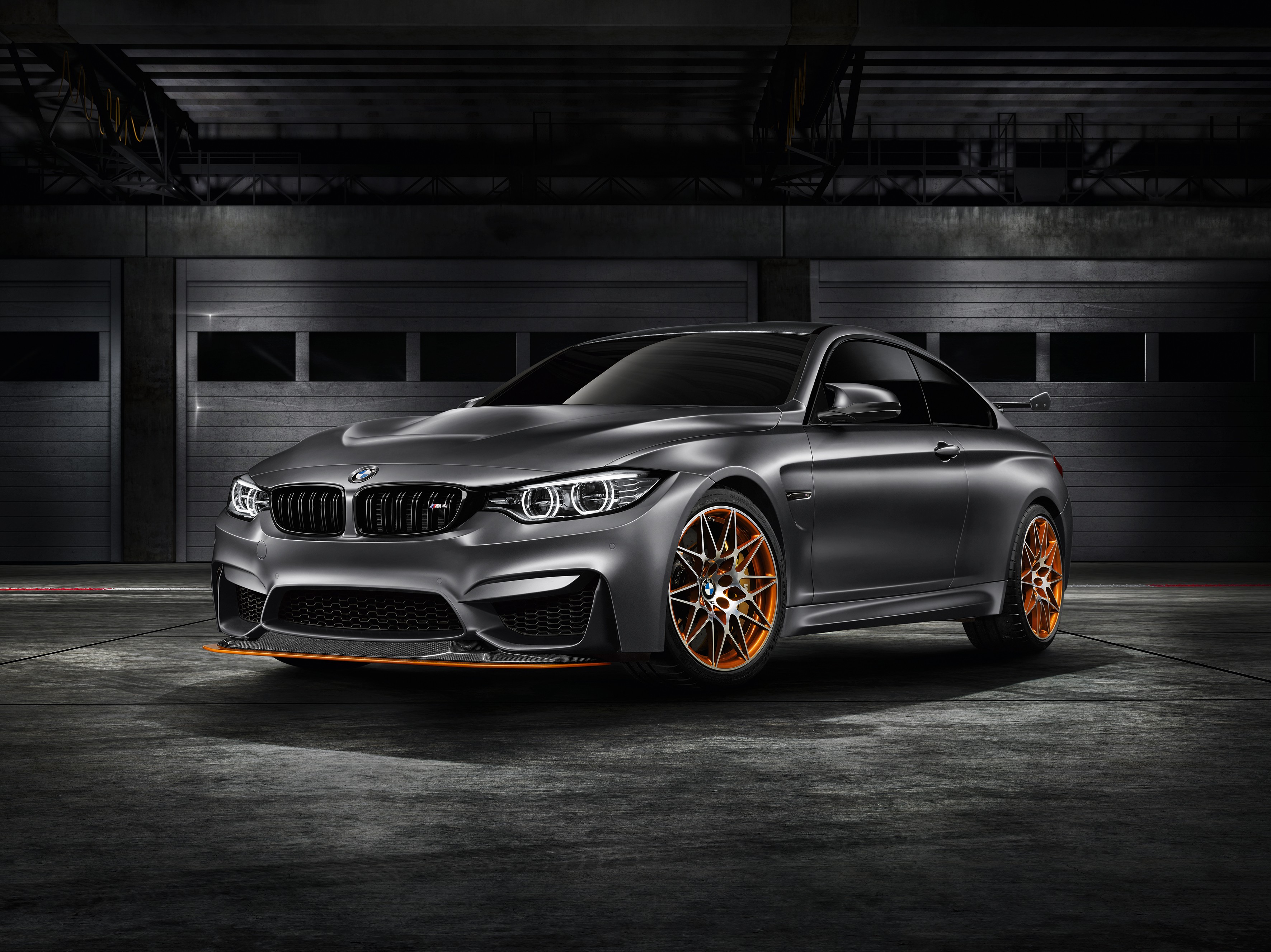 bmw-concept-m4-gts-makes-world-debut-at-pebble-beach-with-oled-lighting-photo-gallery_2