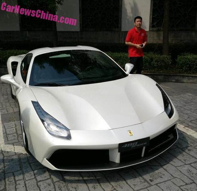 ferrari-488-spider-shows-up-in-china-ahead-of-frankfurt-debut-first-real-world-photos_3